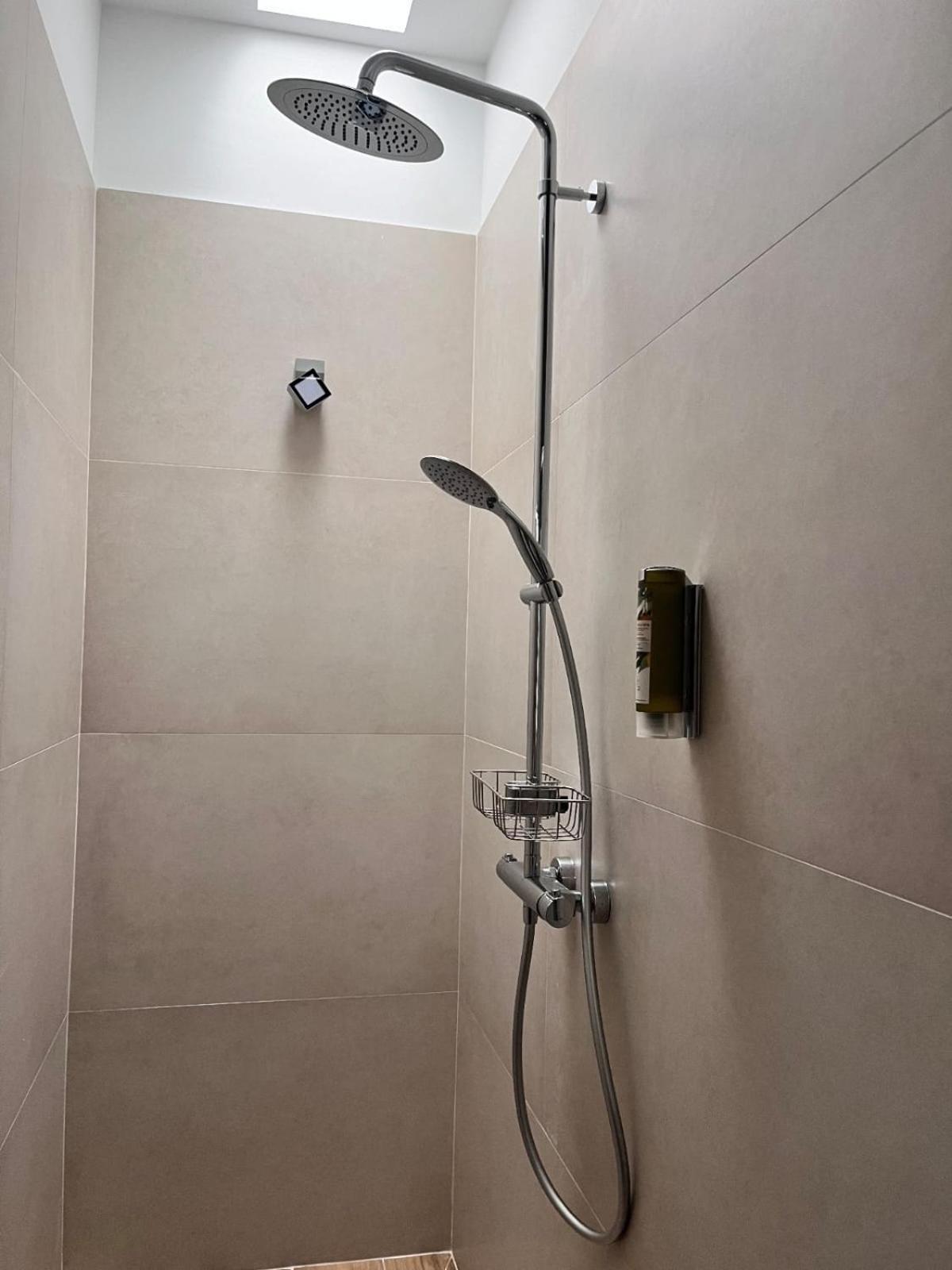 Vita Lenta Apulian Rooms ตรานิ ภายนอก รูปภาพ