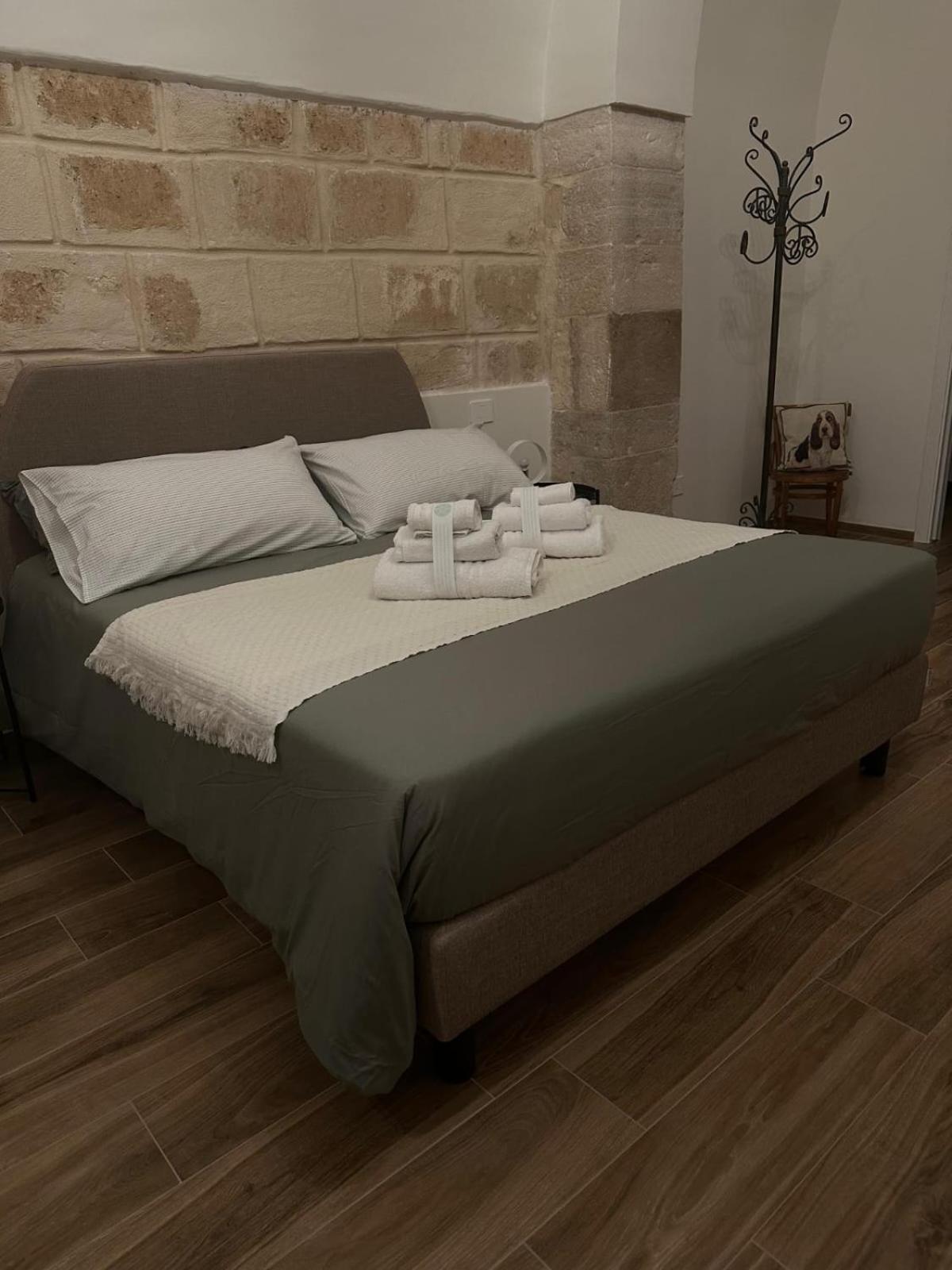 Vita Lenta Apulian Rooms ตรานิ ภายนอก รูปภาพ