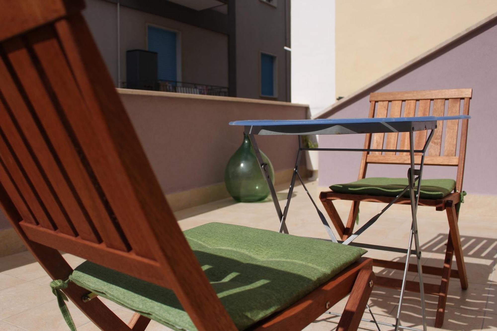 Vita Lenta Apulian Rooms ตรานิ ภายนอก รูปภาพ