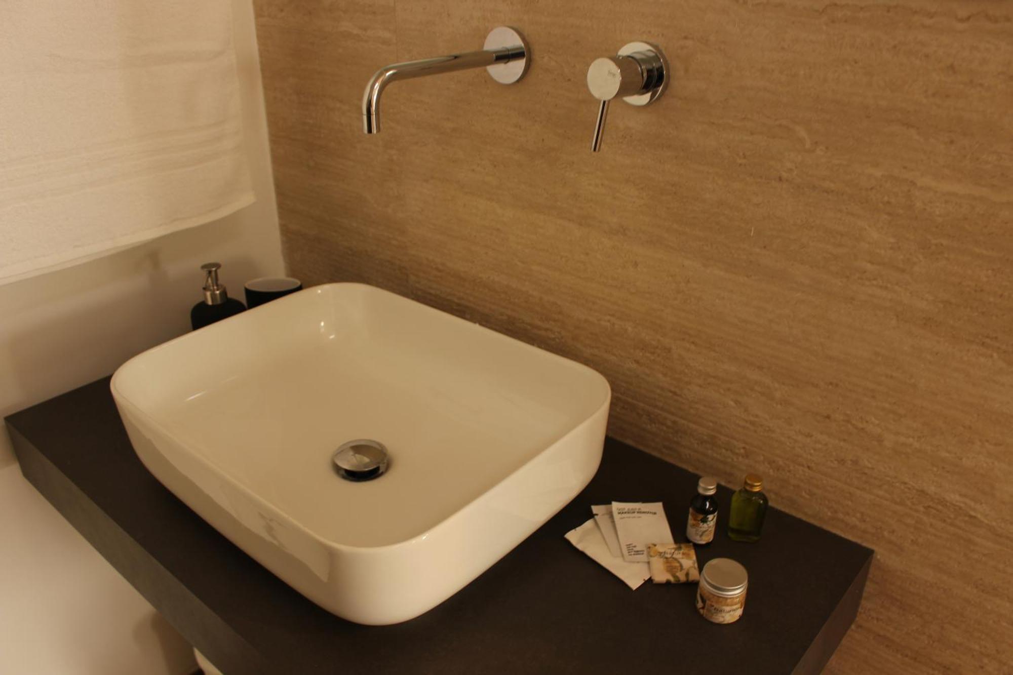 Vita Lenta Apulian Rooms ตรานิ ภายนอก รูปภาพ