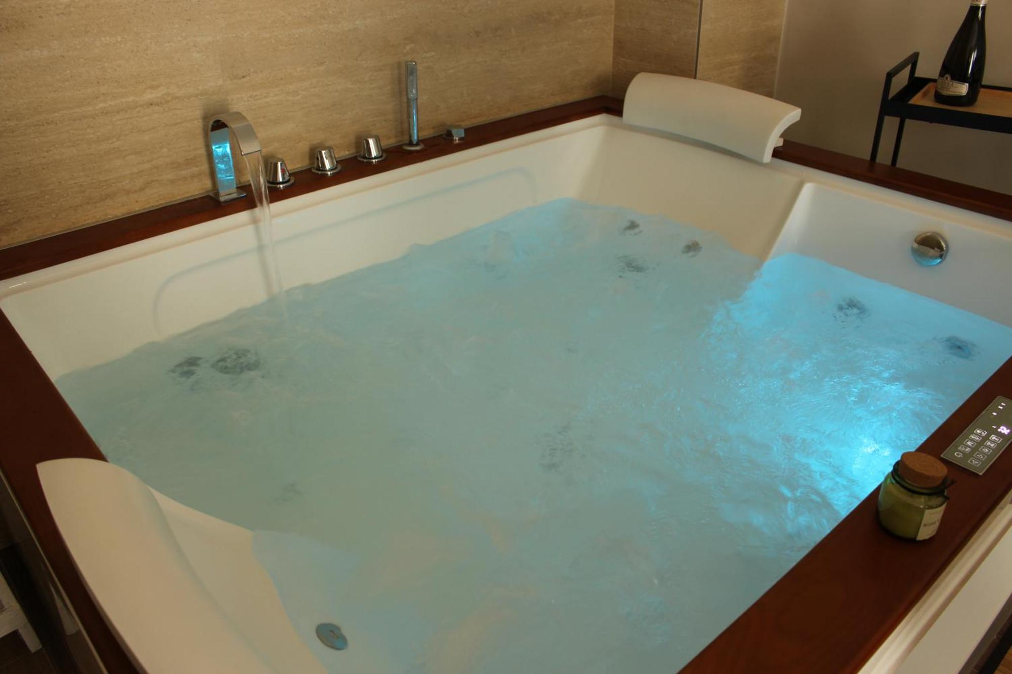 Vita Lenta Apulian Rooms ตรานิ ภายนอก รูปภาพ